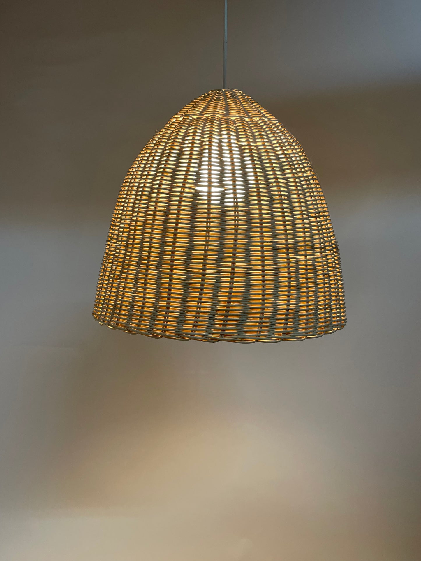 Lampenschirm aus Peddigrohr